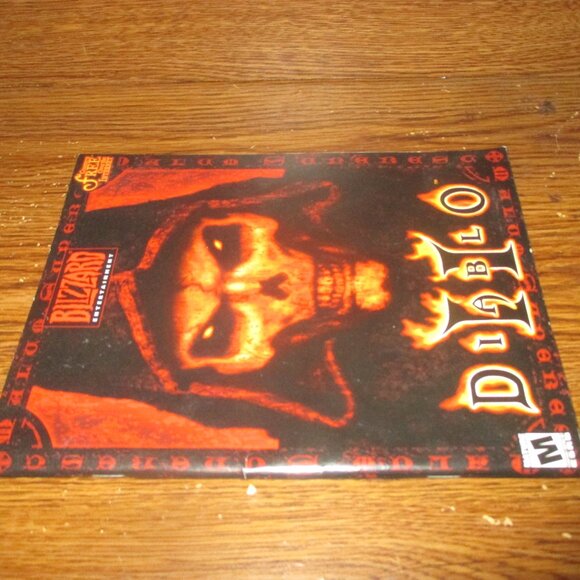 Diablo II (PC Game from Blizzard) w/ Strategy Guide (2000) - Picture 9 of 12